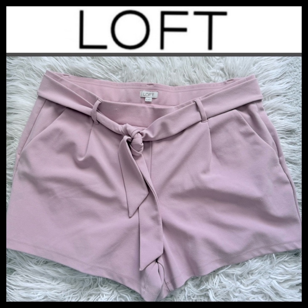 LOFT Women's Lilac Belted Shorts - Picture 3 of 5